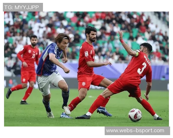 日本与泰国足球比赛直播视频精彩回放及赛后分析全记录